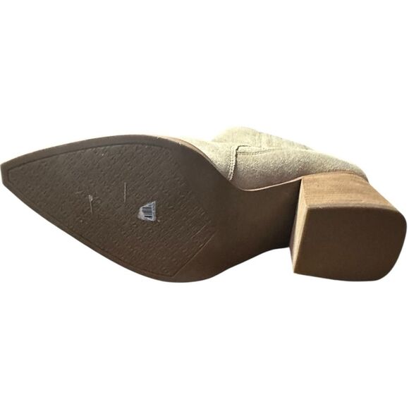 Marc Fisher Mayden SZ 10M Stretch Pointed toe Ankle Boots medium natural suede - Picture 10 of 10